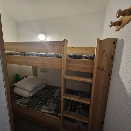 Appartement Pied Pistes A *